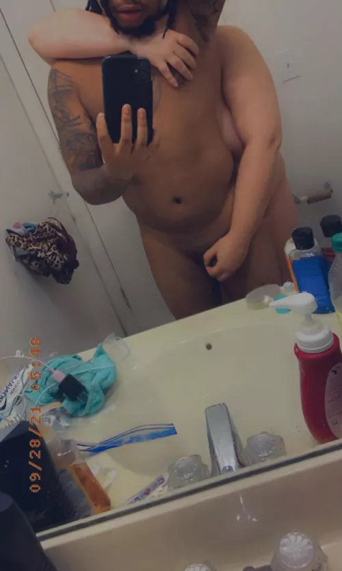 Young couple looking for guys or girls to have some fun with inbox me by DealNo6282