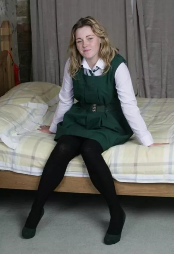 Young Nadia Elaina posted by SpunkySpunkyAssGuy