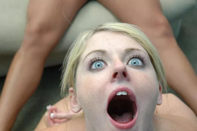 Young Sophie learning by SuckVonSloppy