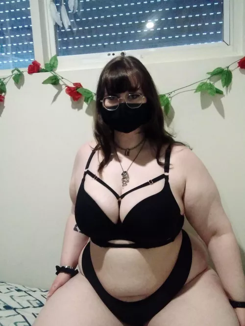 Your Aussie big tiddy goth gf is back! 🥺 by SailorAlaska