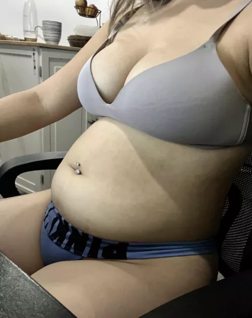 Your chubby Asian girlfriend doing homework in the kitchen🤓 easy access to snackies by azn_mami