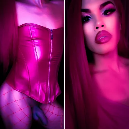 Your dream girl ❤😈 by Dommezen