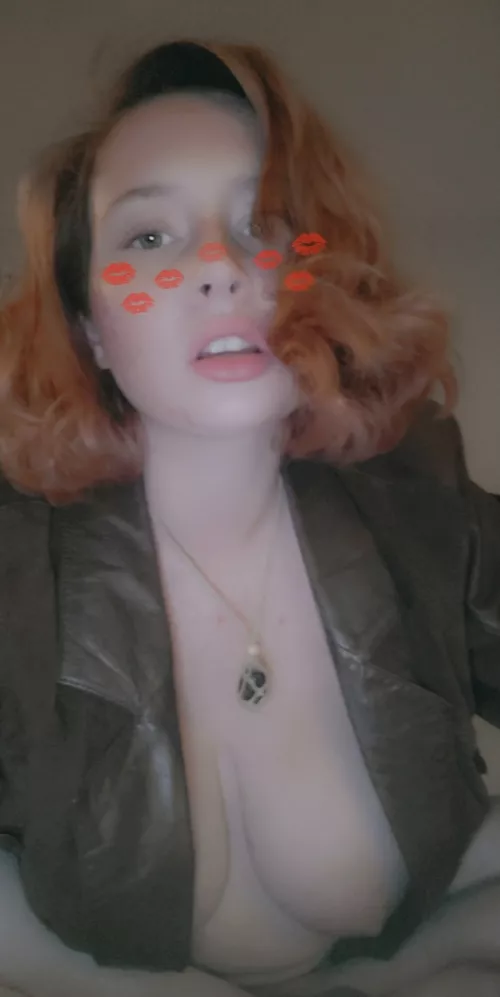 Your favorite slutty pagan is back.🔮 by roxxyjadams