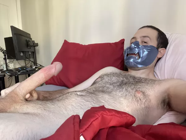 Your hung gamer bf is showing off his 8” cock with a little face reveal, show some love? by ArseTeef