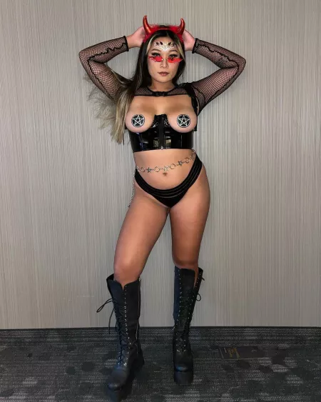 Your little devil 😈 by GreenArmyFaction