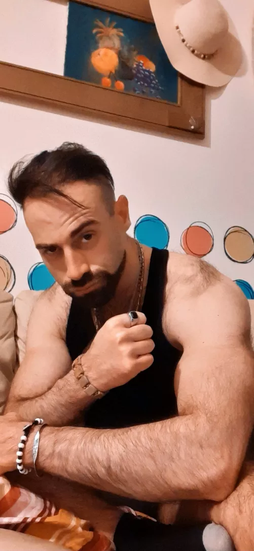 Your main midlander jock nerd ready to steal the last kill. Be kind first post here by Alamyrjock