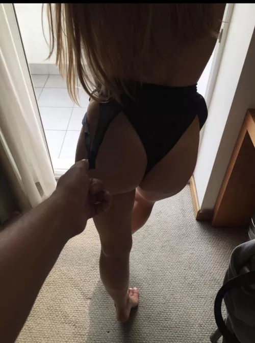 Your Monday Nicole Update 🍑💦📏 by happy_cuckold