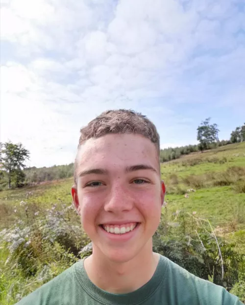 You're all so good looking! Scared to post this but here goes... Hi 👋 by orangutanquack02