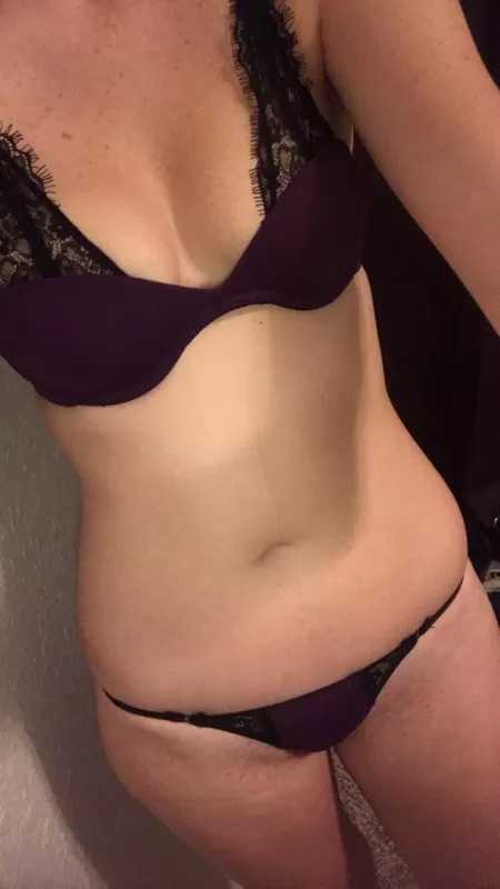 You’re my son’s not so nice or respectful friend that comes over suddenly. I’m doing dishes like this, wwyd? by myfifteenthnsfwacct