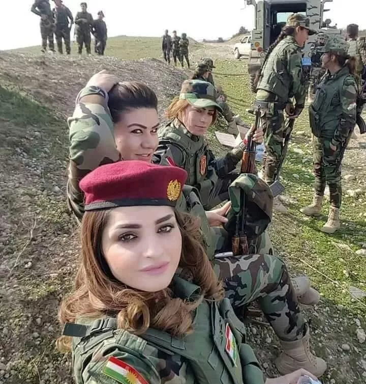 YPG fighters posted by erich352