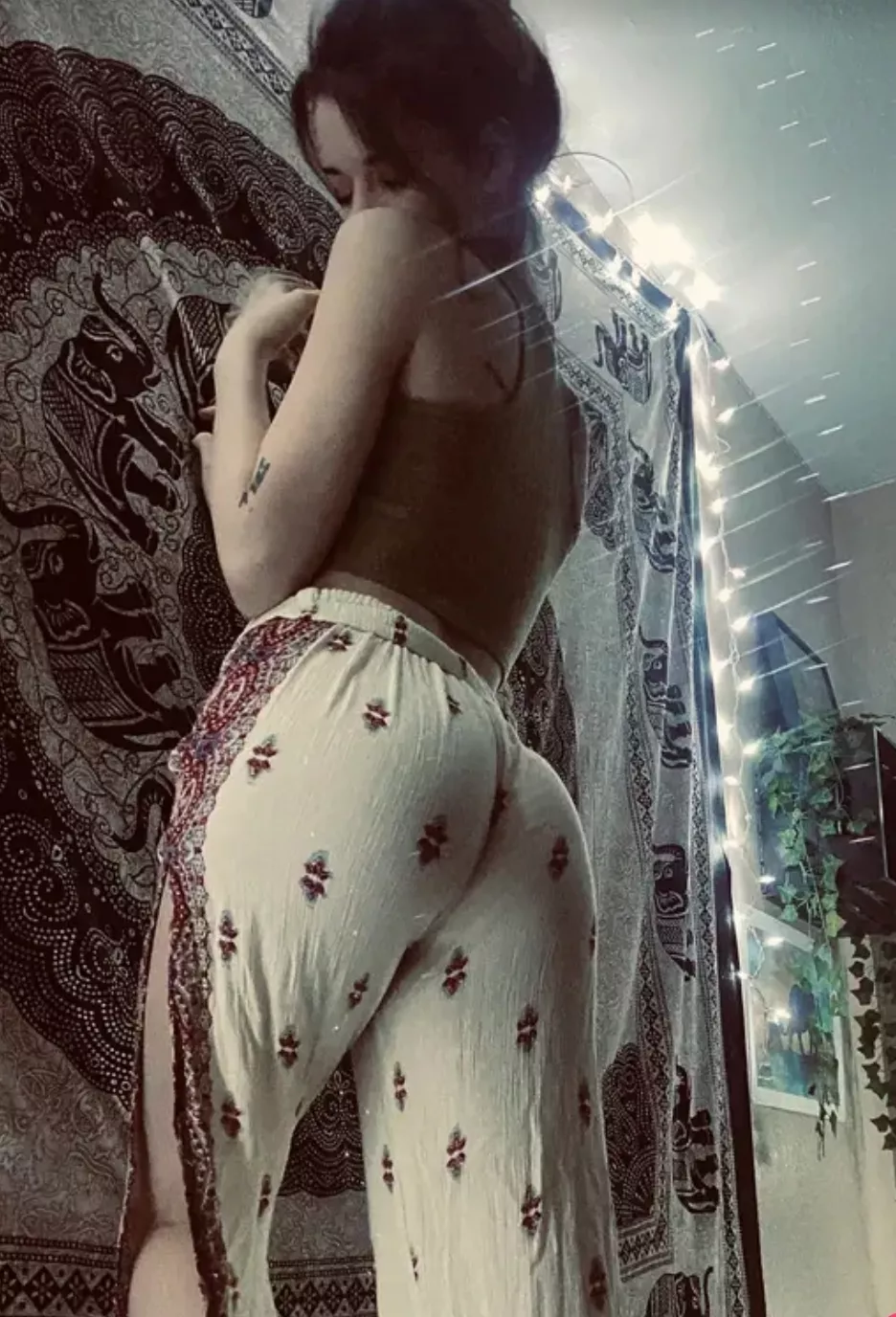 Yummy YumYum posted by TheMrE-Dude