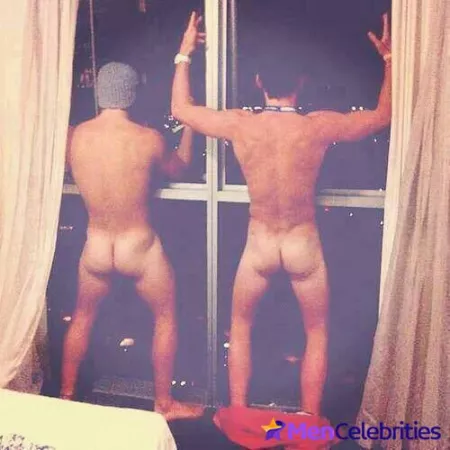 Zayn Malik by mencelebs