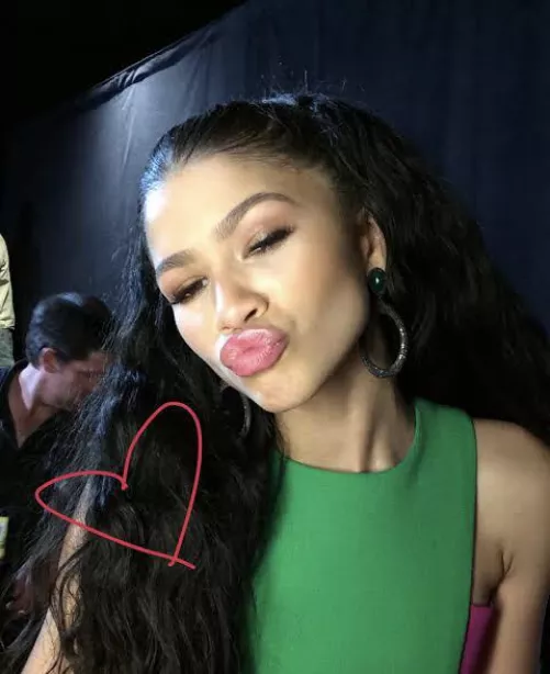 Zendaya sexy lips by IgDeusasBurner
