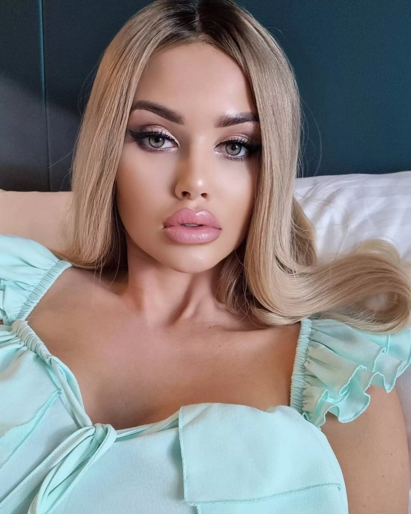 zetesis1727 posted by gooningaccount