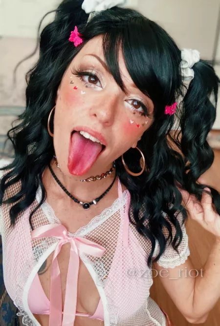 @zoe.riot by Zoe_Riot