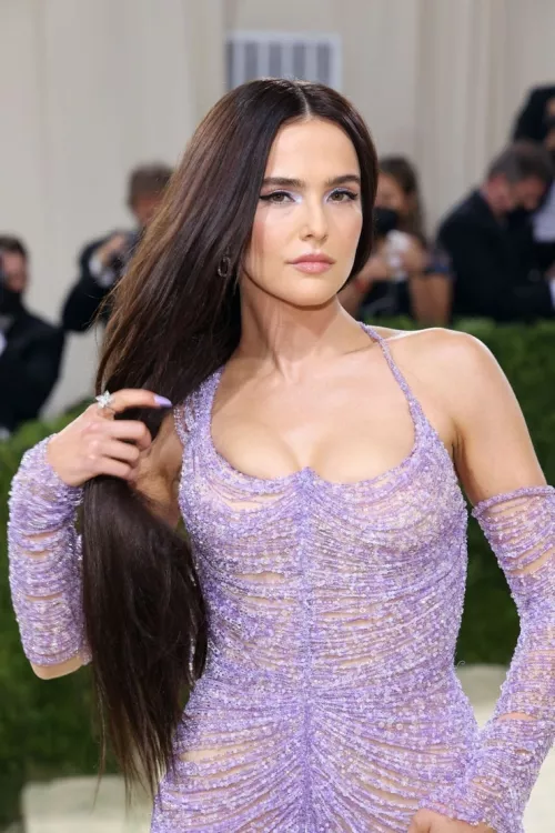 Zoey Deutch by ononothimagen